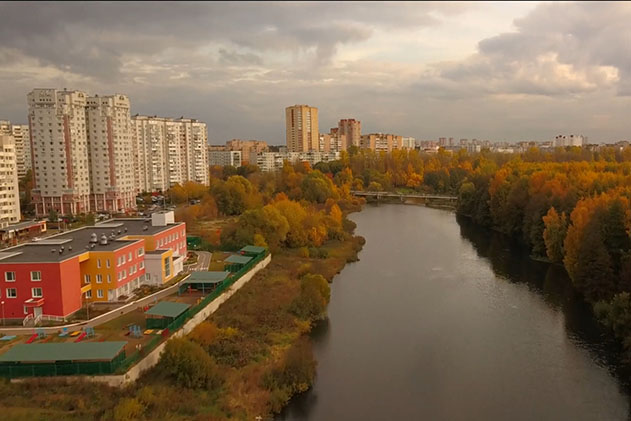 Город